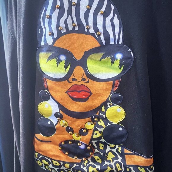 Free Kisses - Caribbean Queen Graphic Hoodie - Picture 1 of 6